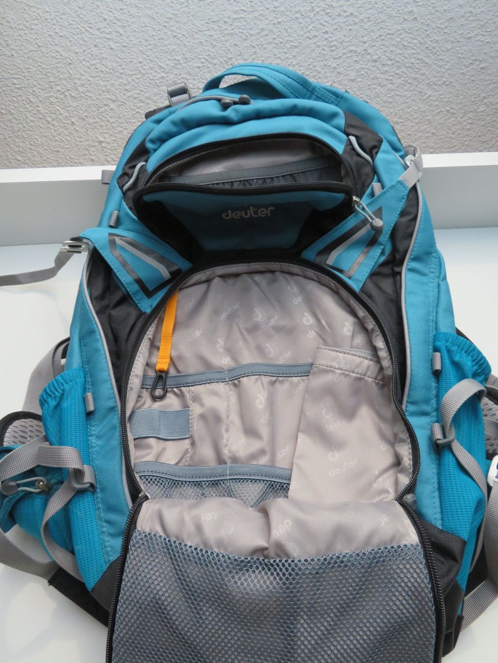 Zaini: Deuter Protektor Rucksack – Nuovo (secondo la descrizione) da Zürich venduto da bikesearcher 4