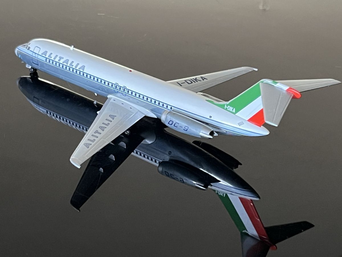 McDonnell Douglas Modellbausätze & Standmodelle: DC-9-32 ALITALIA, Inflight 200 – Neu (gemäss Beschreibung) aus Rombach von wal_xxr7 1
