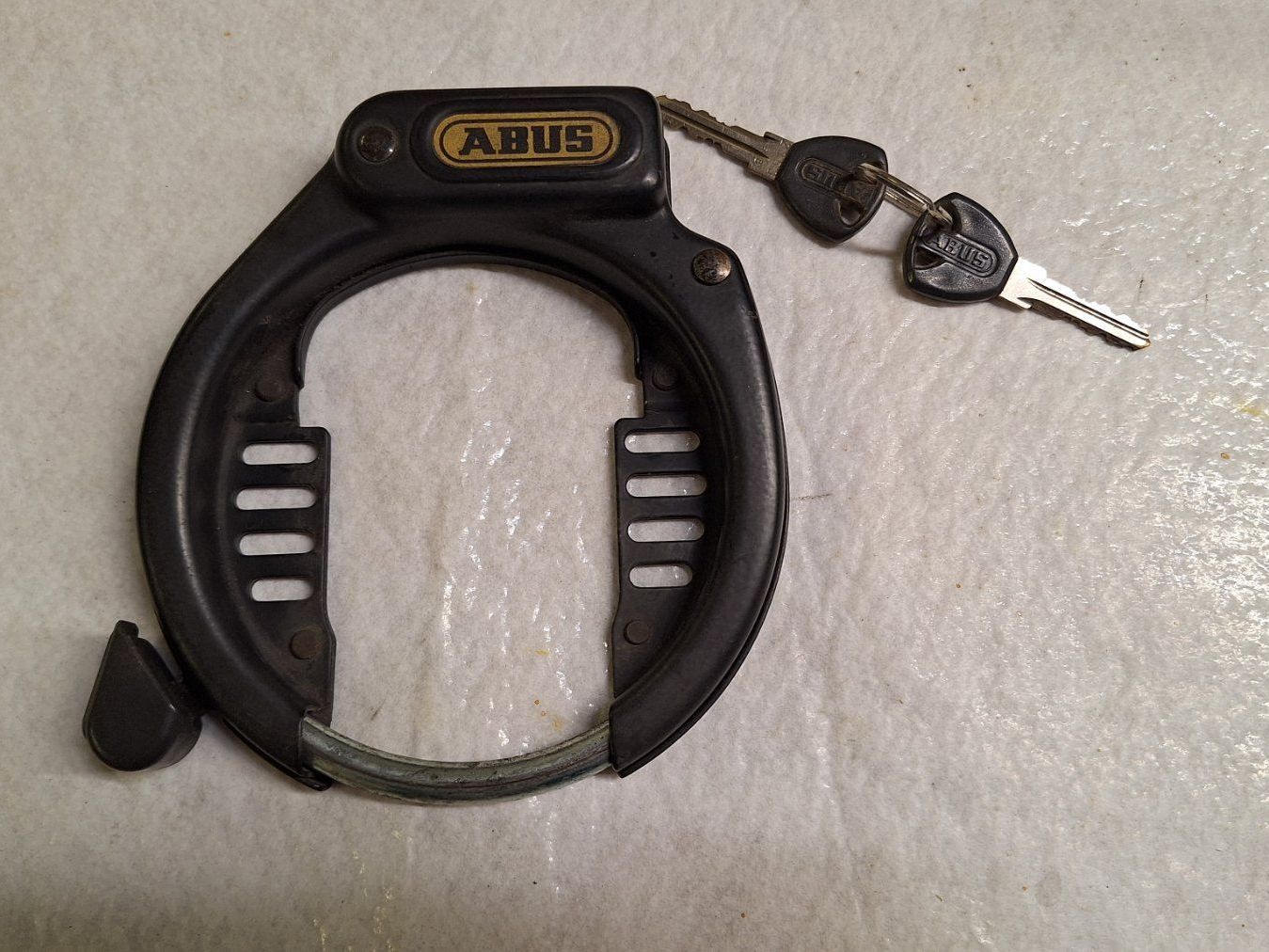 Abus Lucchetti: ABUS - Rahmenschloss ,2 Schlüssel – Usato da Arlesheim venduto da shopradl 2