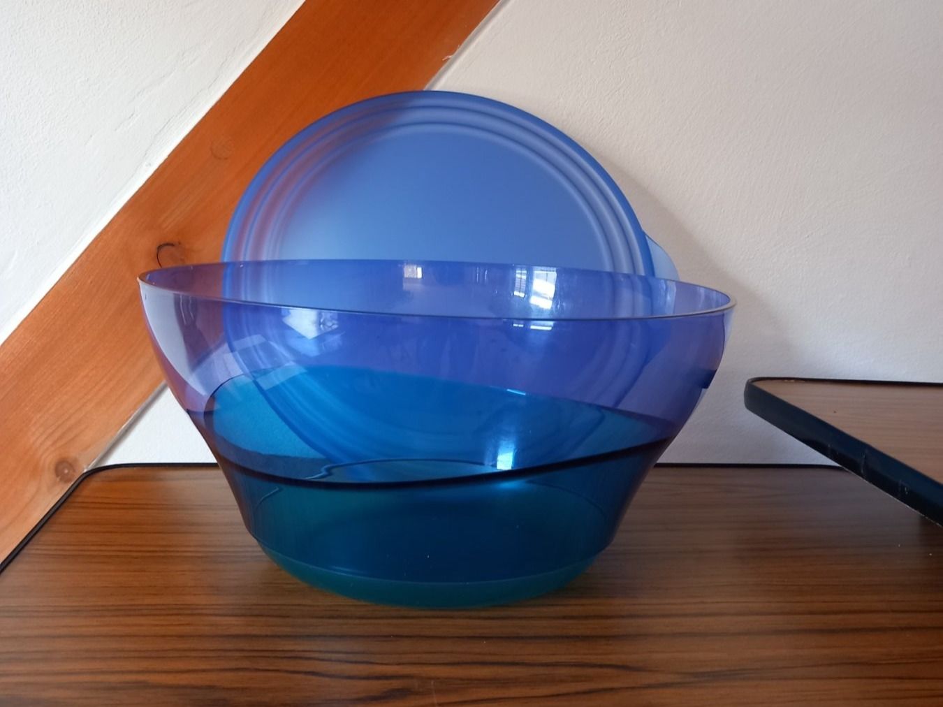 Schalen: Tupperware Eleganzia 4,6Liter – Gebraucht aus Nänikon von  2