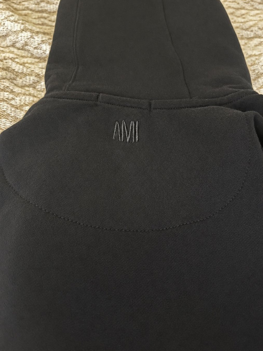 Maglioni & Felpe: Ami Paris Zipper Schwarz – Nuovo (secondo la descrizione) da Zürich venduto da bluecorner_7 1