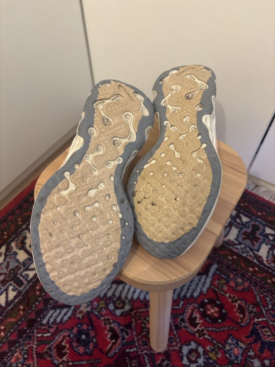 Nike Scarpe da donna: Chaussures de course Nike  – Usato da Pully venduto da miss3shai 4