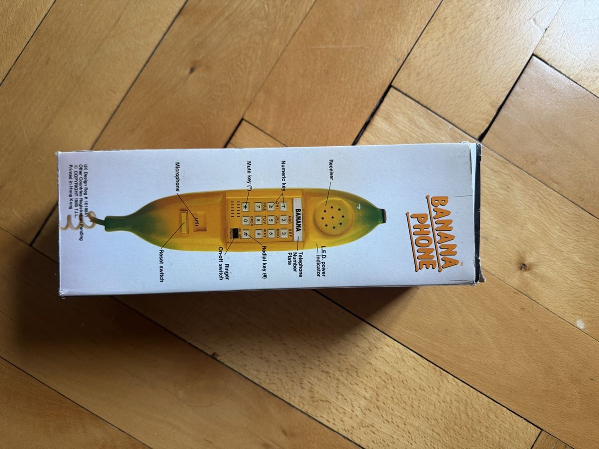 Telefone: Vintage Banana Telefon – Neu und originalverpackt aus St. Gallen von J00rdin 4