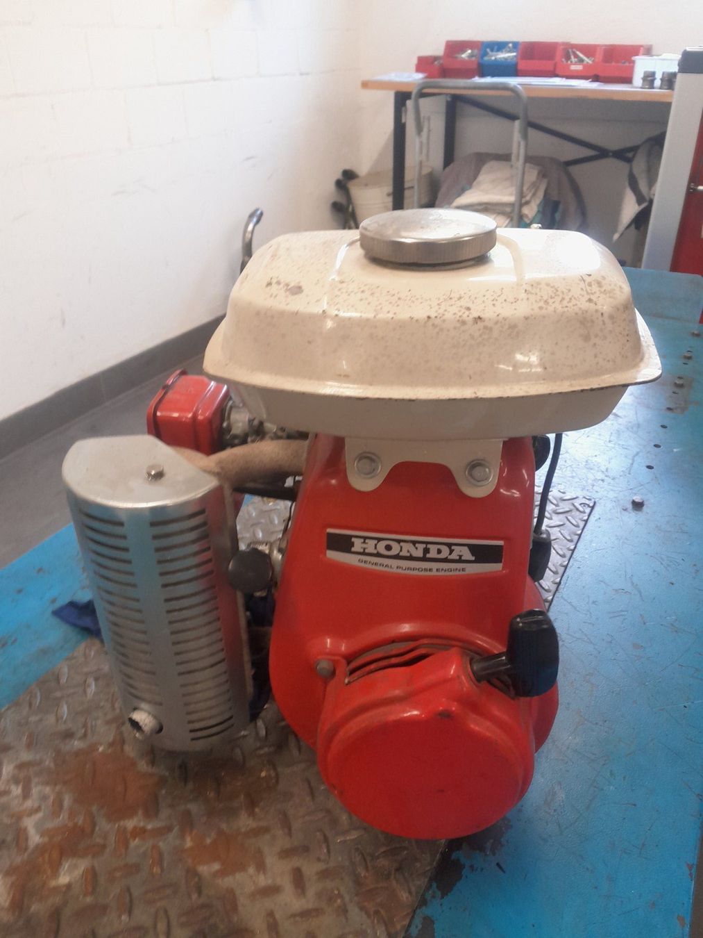Honda Generatori di corrente: Notstromgruppe – Usato da Kyburg-Buchegg venduto da Monkey62 4