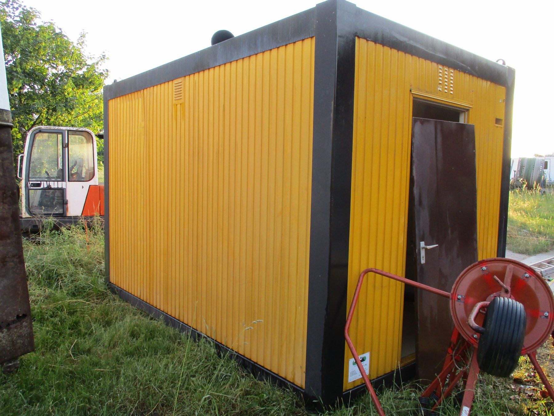Contenitori edile: WC Container Hofladen Traktoren Bagger Büro – Usato da Dottikon venduto da Konrad08 2
