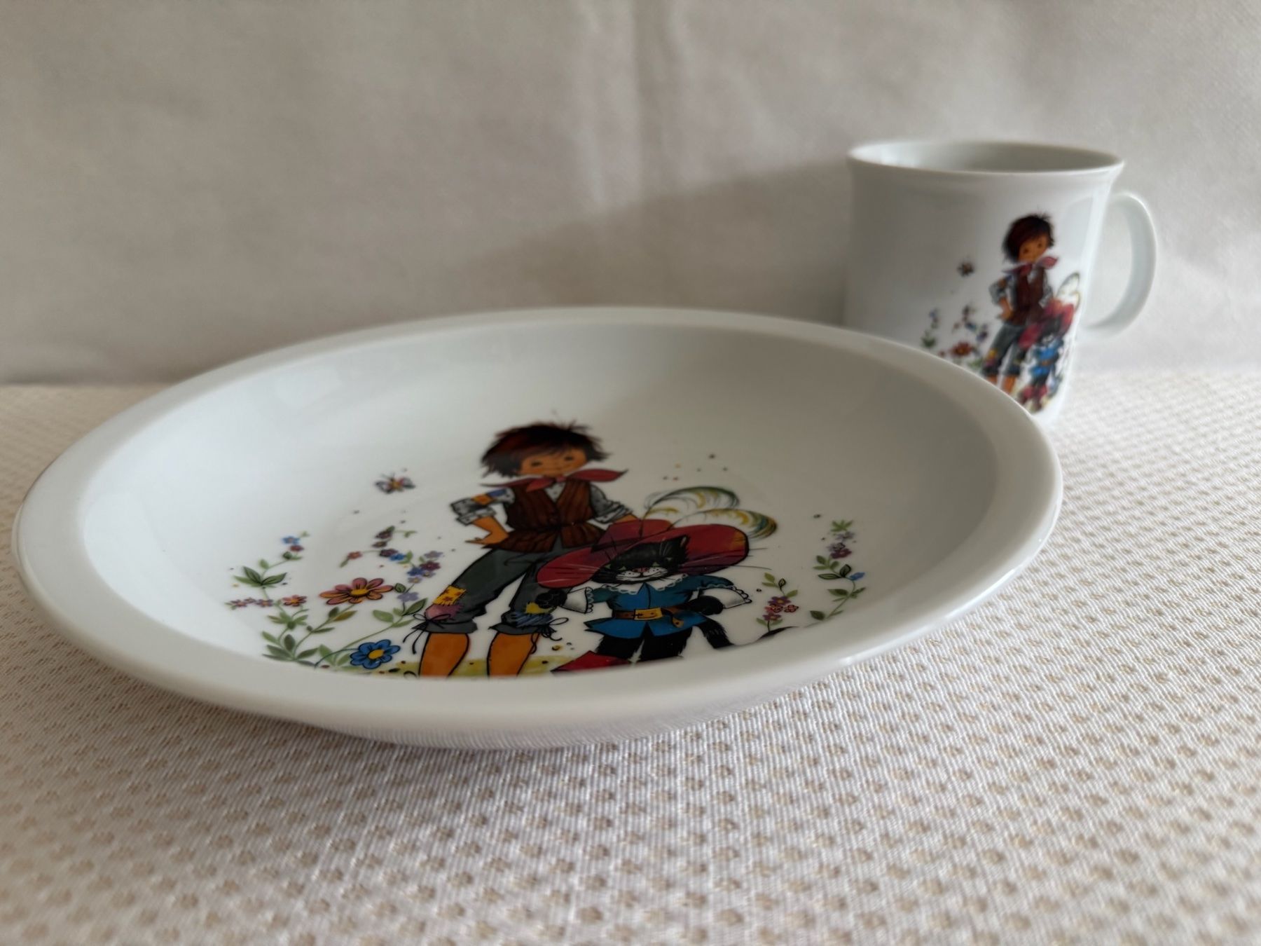 Teller: Triptis - assiette et tasse pour enfant – Gebraucht aus Sion von accroshoes 1