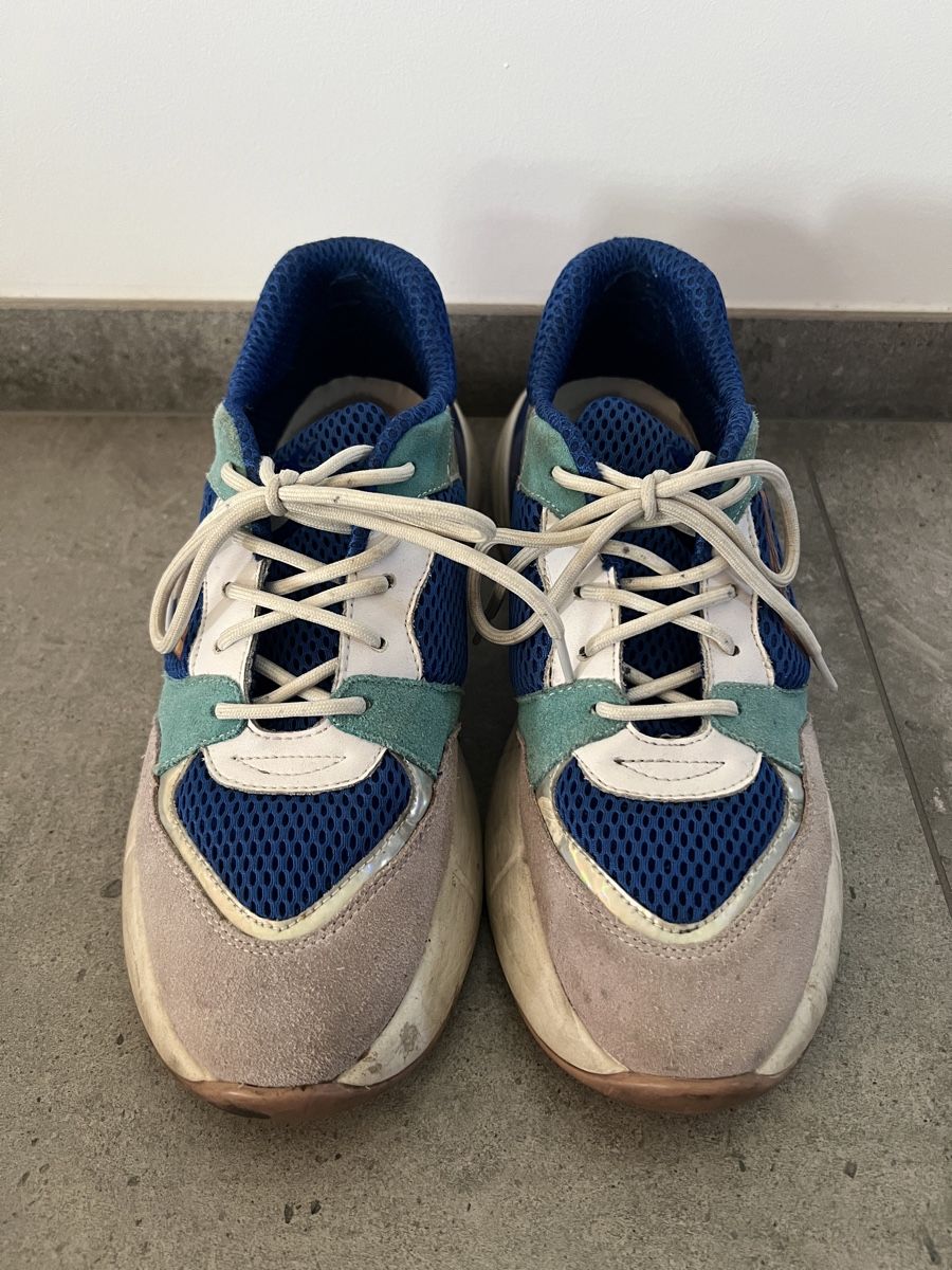 Pinko Scarpe da donna: Pinko sneakers - Size 40 – Usato da Cama venduto da UnleashdByAna 1