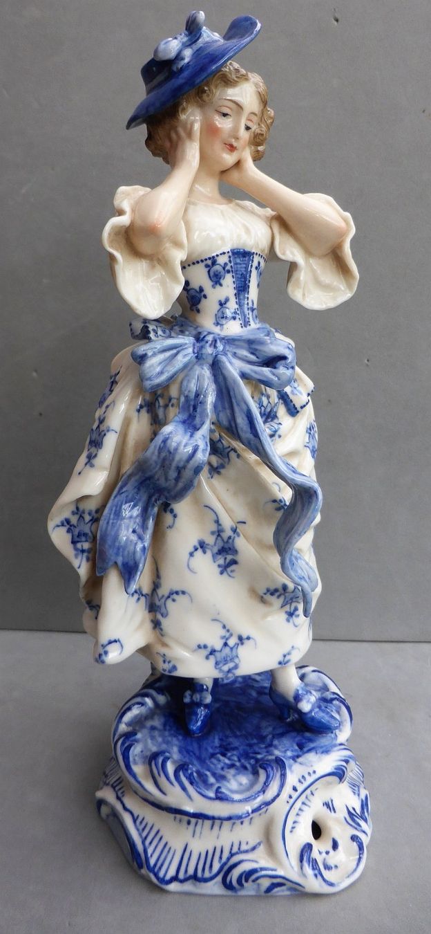 Statuette: Hübsche antike Figur von Dressel & Kister – Usato da Sonceboz-Sombeval venduto da Artdecolove 4