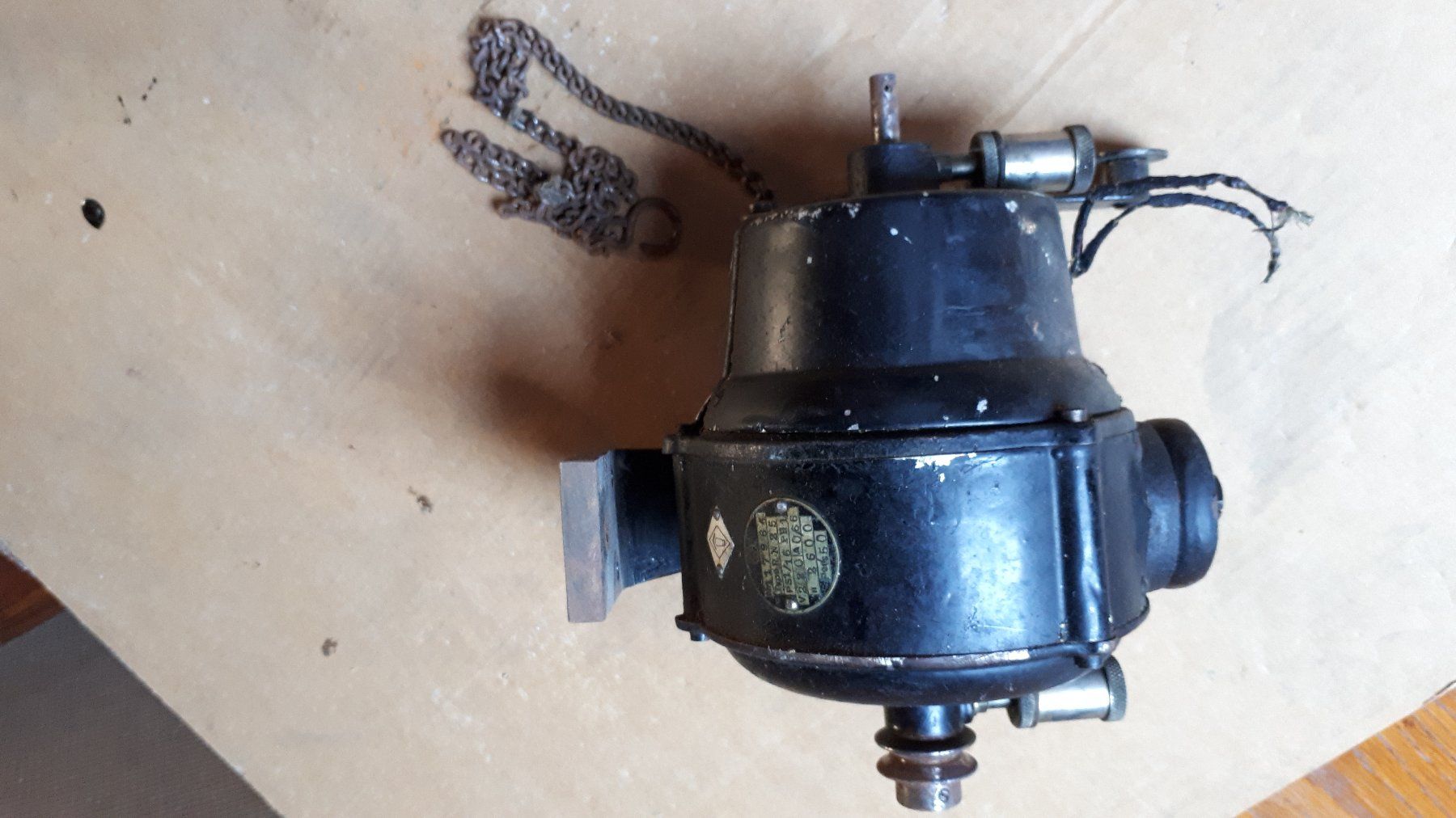 Macchine da cucire: Vintage Nähmaschinenmotor, – Usato da Madiswil venduto da 20gls 3