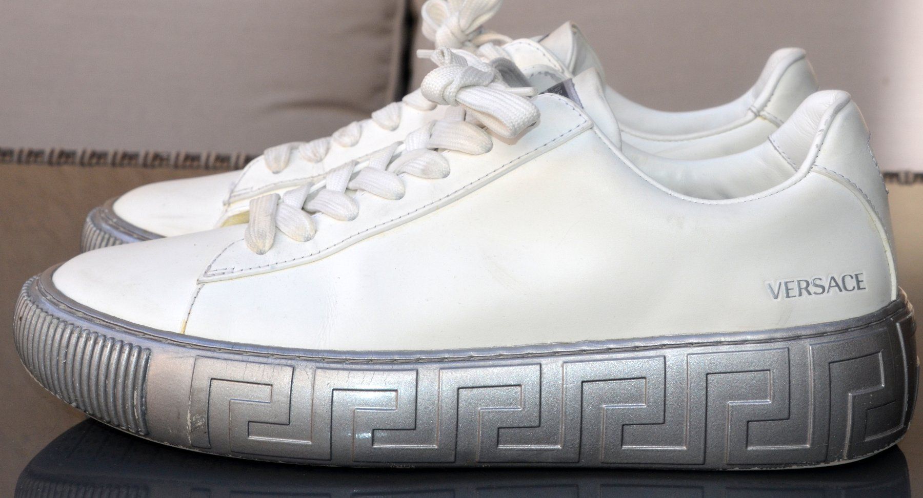Versace Scarpe da uomo: Versace Sneakers  .40 – Usato da Collonges venduto da Allegree 5