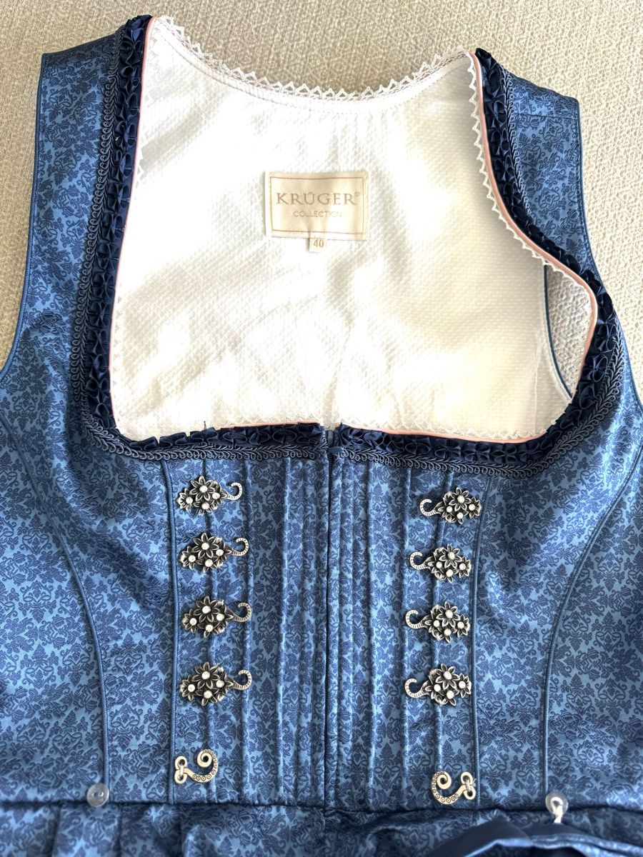 Krüger Vestiti: Dirndl Krüger Collection blau gemustert Grösse 40 – Usato da Erlenbach ZH venduto da msa_x26y 9