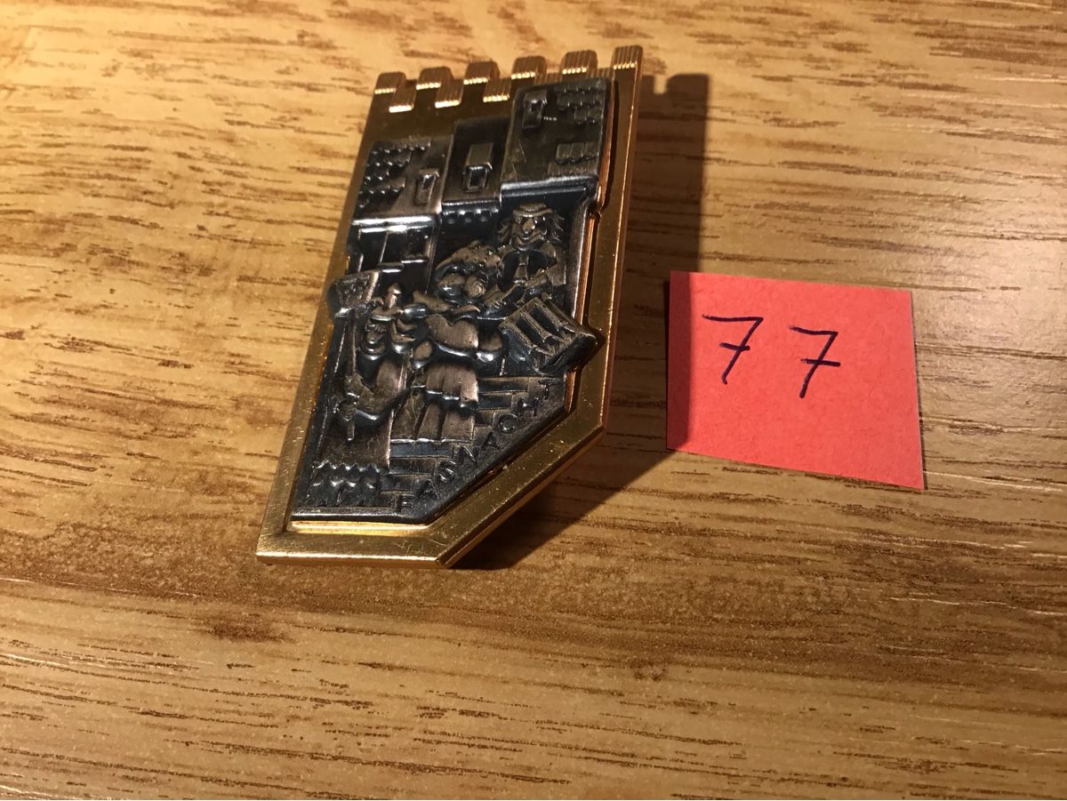 Basler Placchette & Badge: Baslerfasnachtsplaketten 1977 Gold – Usato da Arlesheim venduto da printz01