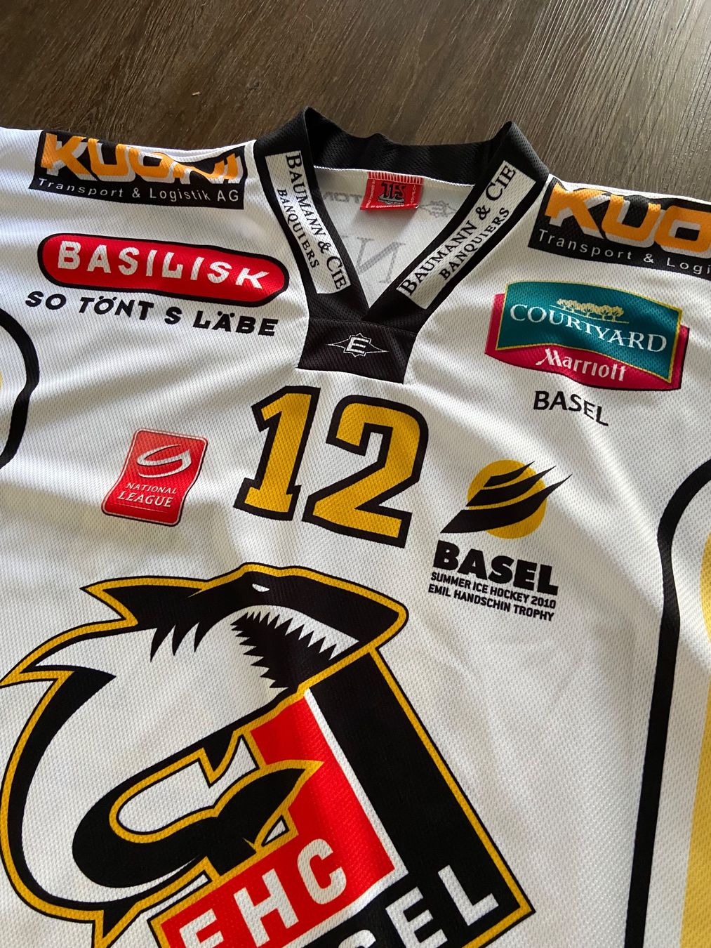 Canottiere & Pantaloni: EHC Basel Eishockey Trikot Gr. XL – Usato da Muttenz venduto da bargain_hunter 1