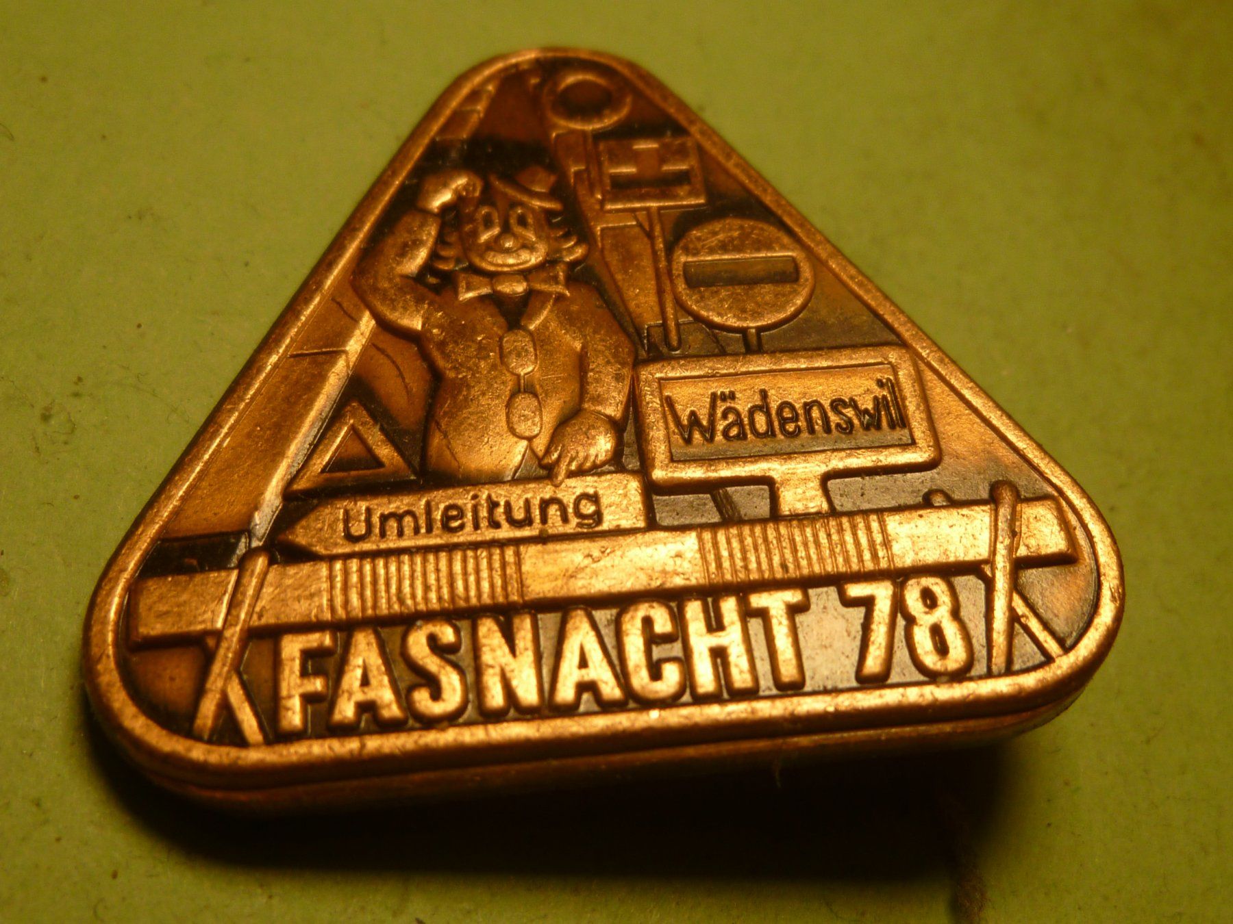 Broches & Aiguilles: WÄDENSWIL 1978 BRONZE – D'occasion à Ried (Muotathal) par Mandarin02