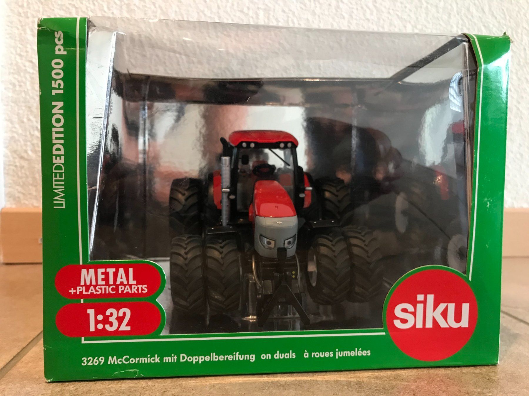 Trattori: SIKU Mc Cormick TTX 190 Xtra Speed – Nuovo e nell'imballaggio originale da Kreuzlingen venduto da Stefan1150 6