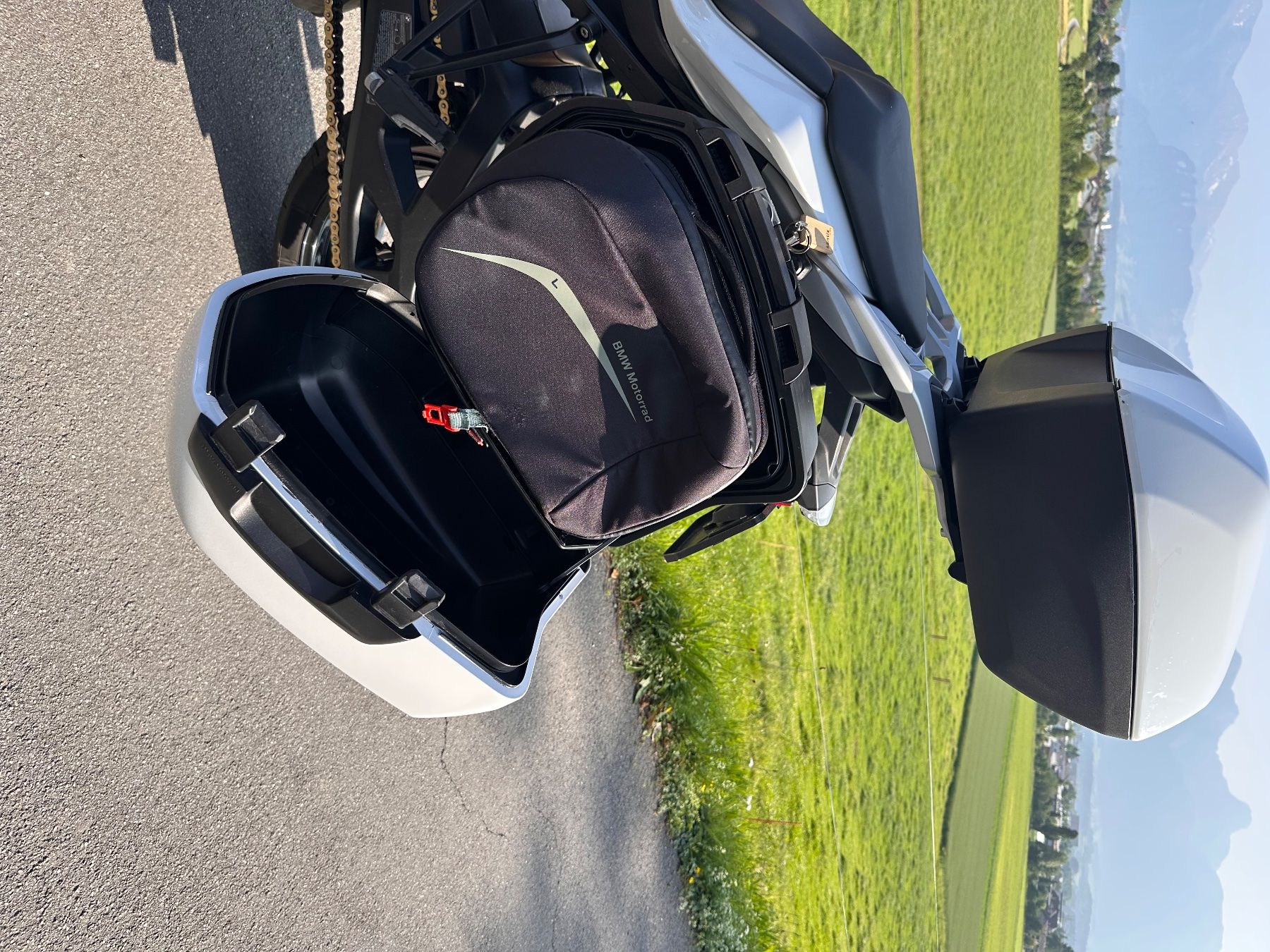 BMW Touring: BMW S1000 XR – Usato da Steffisburg venduto da Vsandra 3