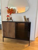 Sideboard in Schwarz und Eiche Wotan mit Glas und LED