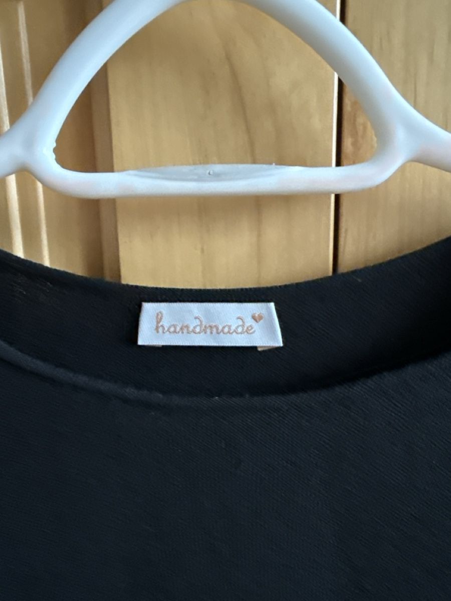 Pullover & Sweatshirts: Schwarzer Strickpullover aus 100% Schurwolle Grösse M – Neu (gemäss Beschreibung) aus Meggen von BertaundAnton 1