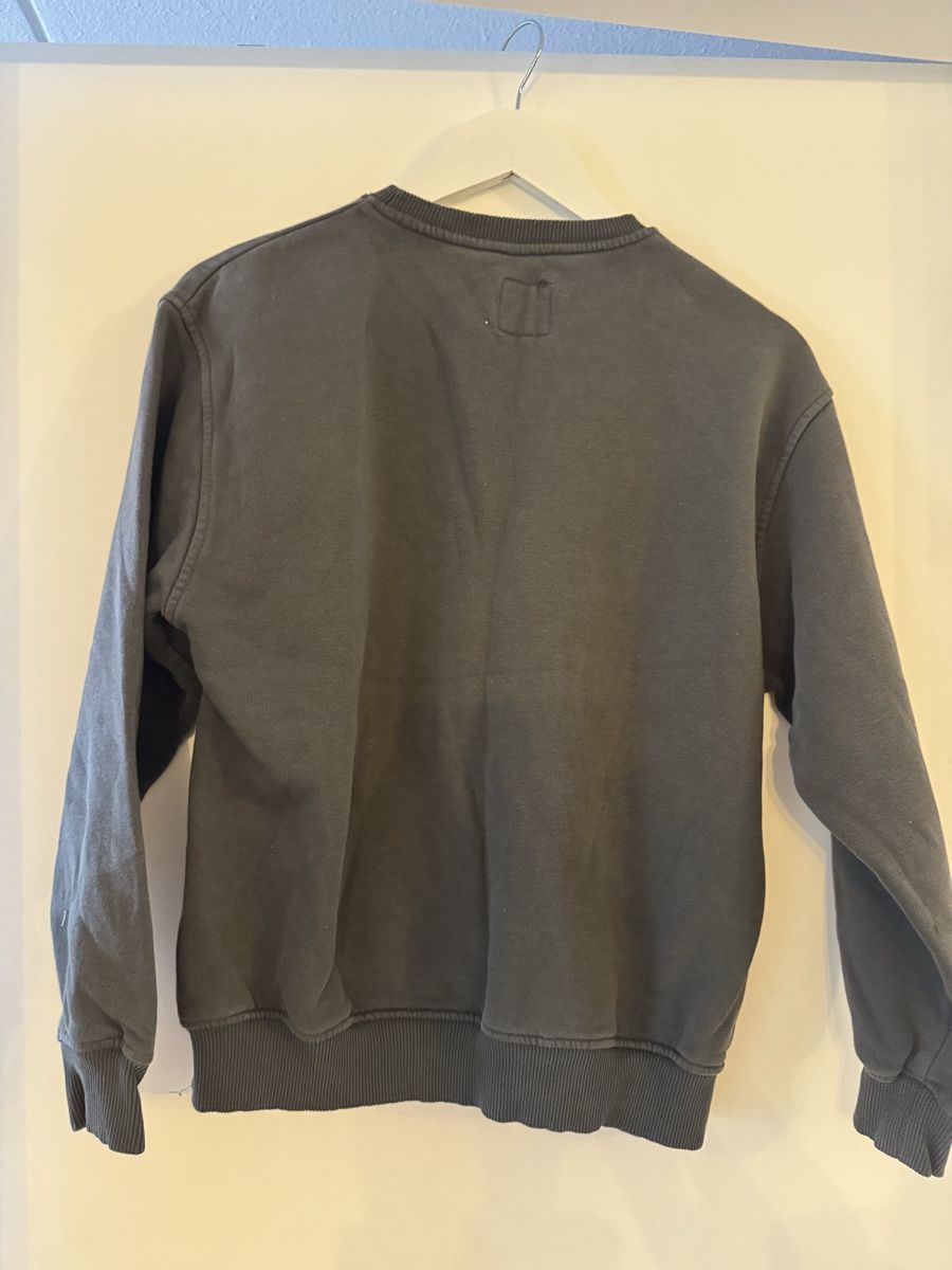 Zara Maglioni & Felpe: Pull Zara fille, couleur gris  – Usato da Lausanne venduto da Michel_Ozcan 2