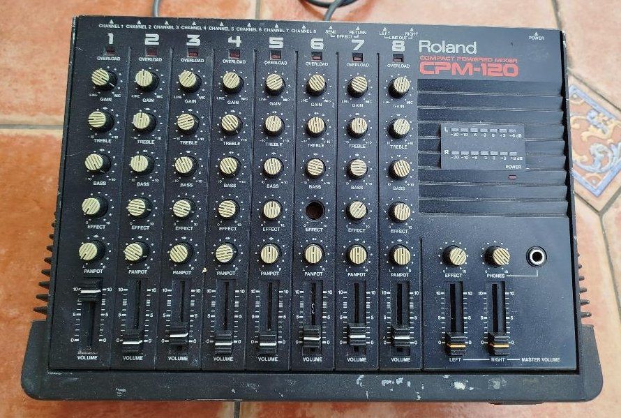 Roland Amplificatori: Roland CPM 120 Vintage AMPmixer – Usato da Bonaduz venduto da Mikebond