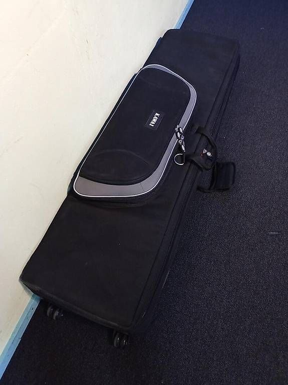 Kawai Strumenti musicali: Kawai MP-7 mit Rollkoffer, Pedal, Kopfhörer – Usato da Winterthur venduto da Winti-Piano 3