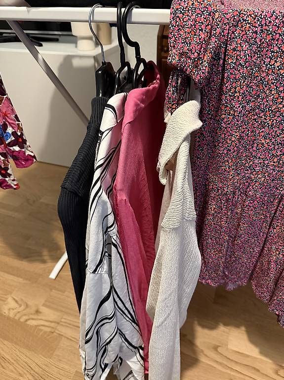 Lotti di vestiti: Frauen-Kleidung Grösse 38 / M | Set – Usato da Bern venduto da jul_y78n 3