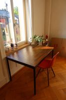 Massivholz-Esstisch Industrial / Loft mit Metallgestell