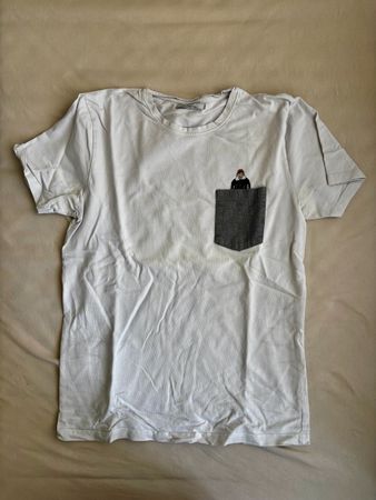 T-Shirt weiss mit Brusttasche (gebraucht)
