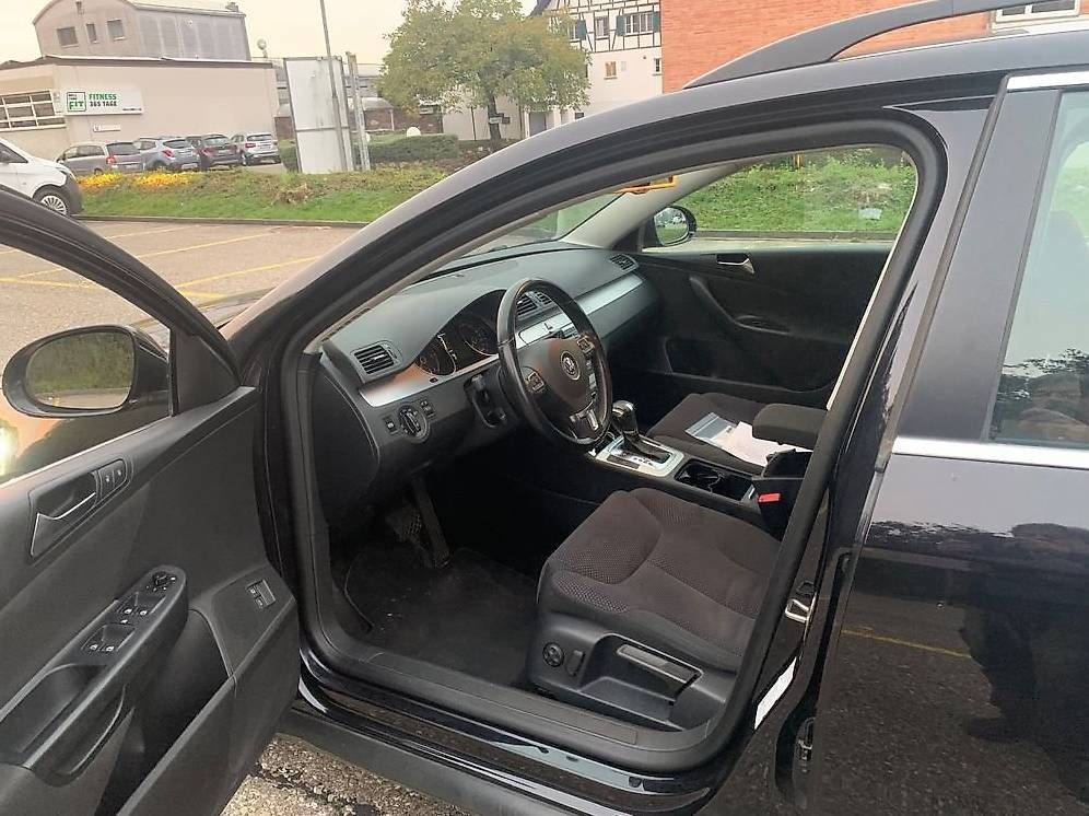 Automobili: VW Passat Variant 2.0 TDI Automat – Usato da Wetzikon ZH venduto da AndyG60 7