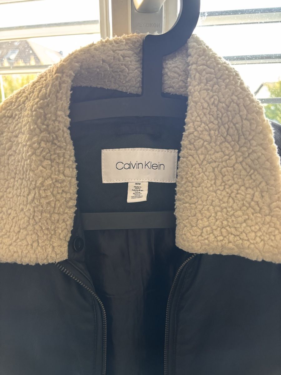 Calvin Klein Giacche: Calvin Klein Lederjacke schwarz  – Usato da Schwerzenbach venduto da Selinesofie 1