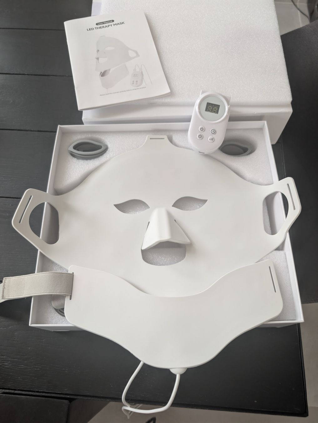 Cura del viso: Masque LED Deniove, Glowskin Pro, 7 couleurs – Usato da Buchillon venduto da BarbaraS-D 9