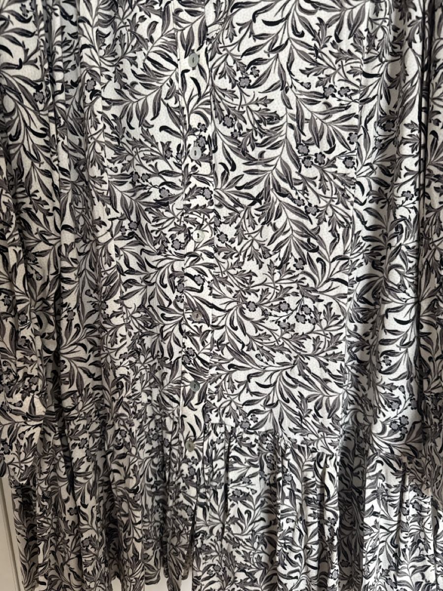 H&M Vestiti: Viskosekleid von H & M - neu! – Nuovo (secondo la descrizione) da Geuensee venduto da Gagisi 1