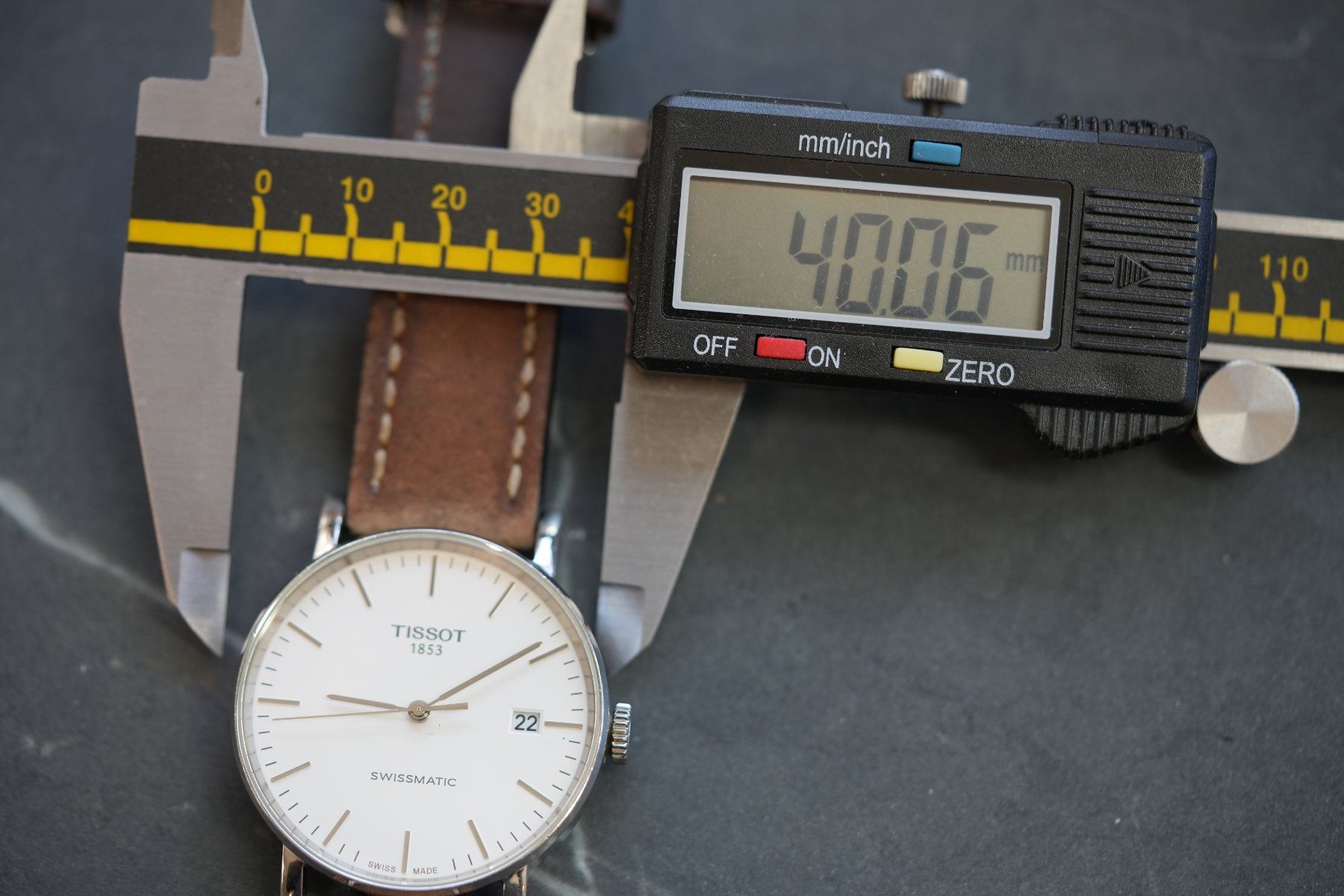 Tissot Uhren: Tissot Everytime – Gebraucht aus Faoug von Bruce_Wayne23 6
