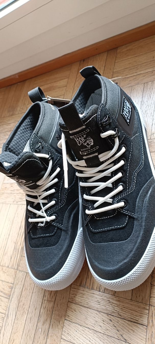 Vans Scarpe da uomo: Vans MTE Half Cab Gore-Tex, Nere e Bianche, Taglia 42 – Usato da Lugano venduto da ycd_rv8h