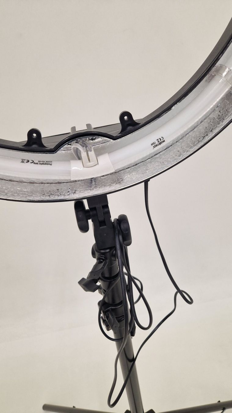 Lampade: walimex Ringleuchte 75W mit Stativ – Nuovo (secondo la descrizione) da Chur venduto da wow25 2