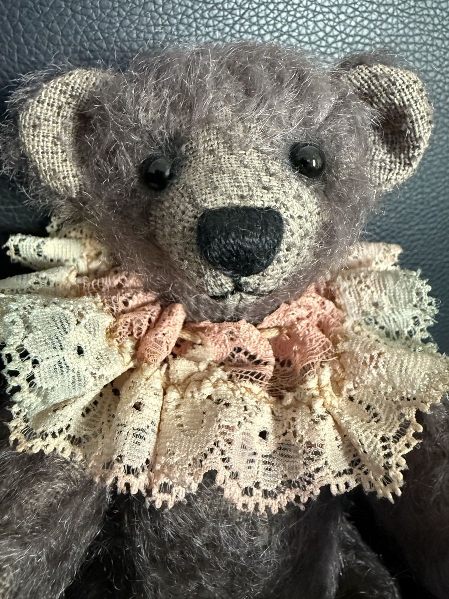 Statuette: Handgemachter Gröibi Teddybär – Nuovo e nell'imballaggio originale da Landquart venduto da vision22850 4