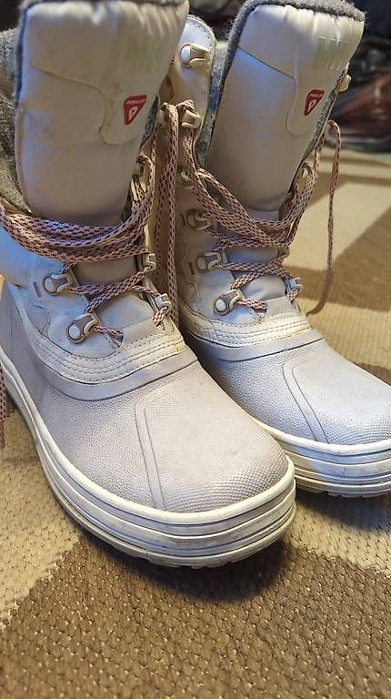 Chaussures femmes: Helly Henson Winterboots Gr. 39.3 – D'occasion à Wolfhalden par Trixi_Bella_Be 3