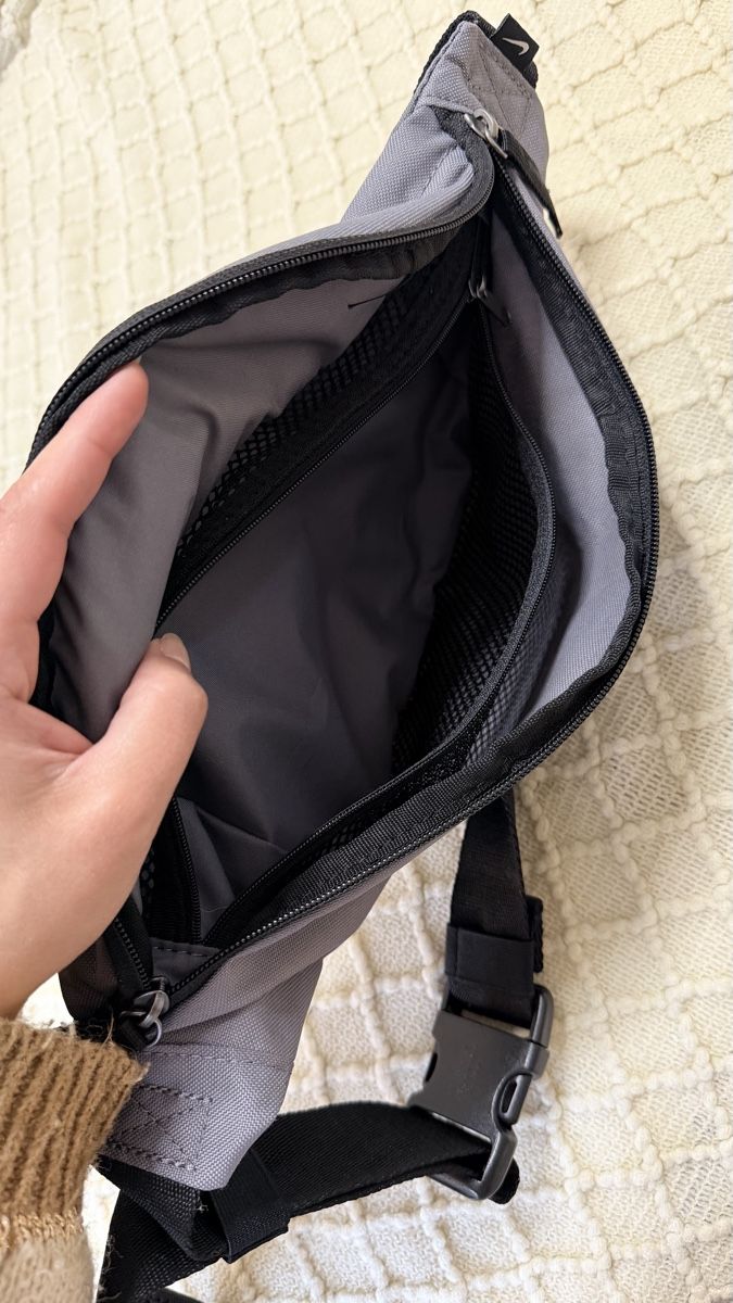 Nike Borse: Nike Bauchtasche – neu – Nuovo (secondo la descrizione) da Bonstetten venduto da AngelaF23 7
