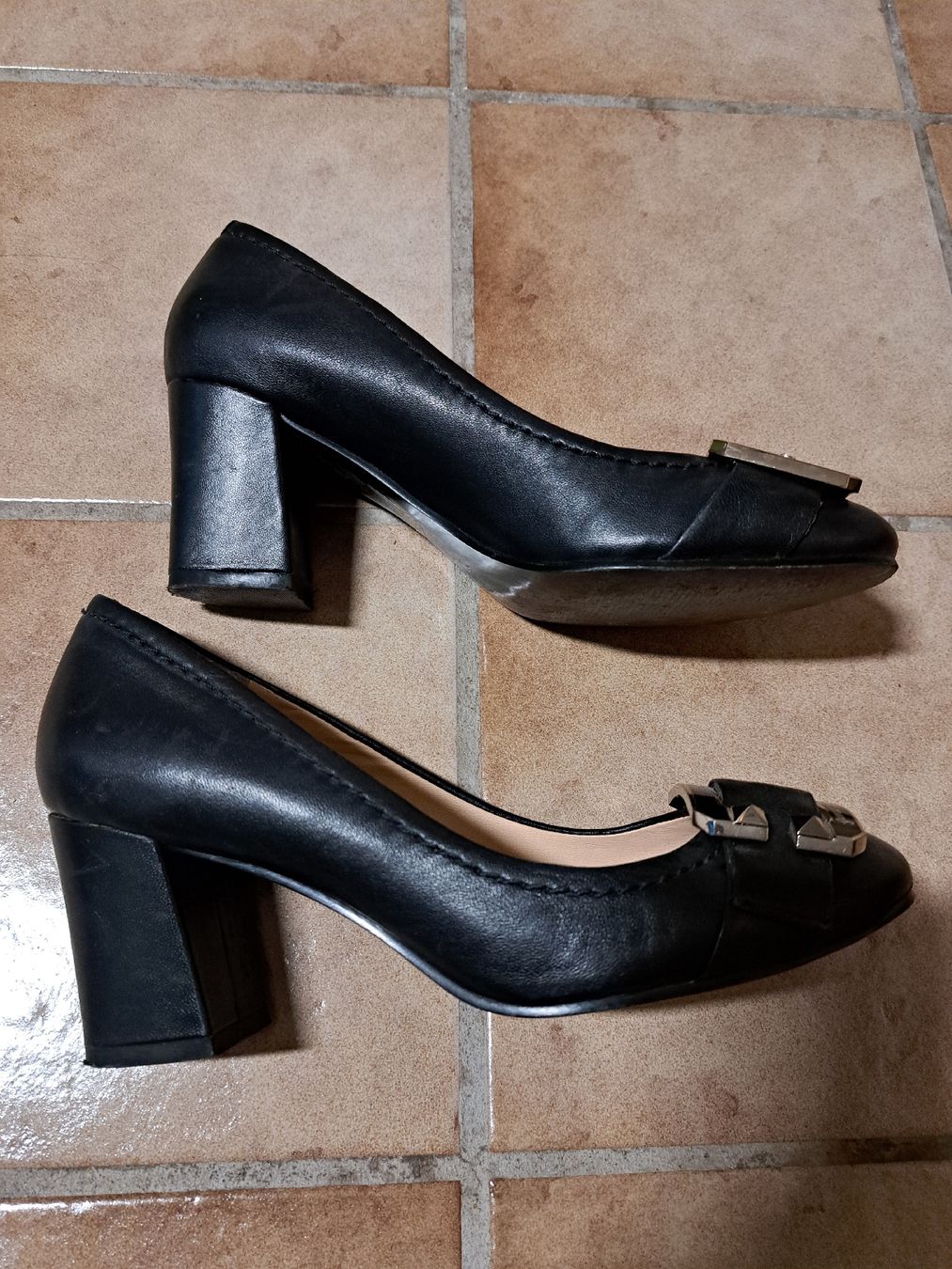 Guess Scarpe da donna: Guess Pumps 37 – Usato da Flums venduto da NaWi79 3