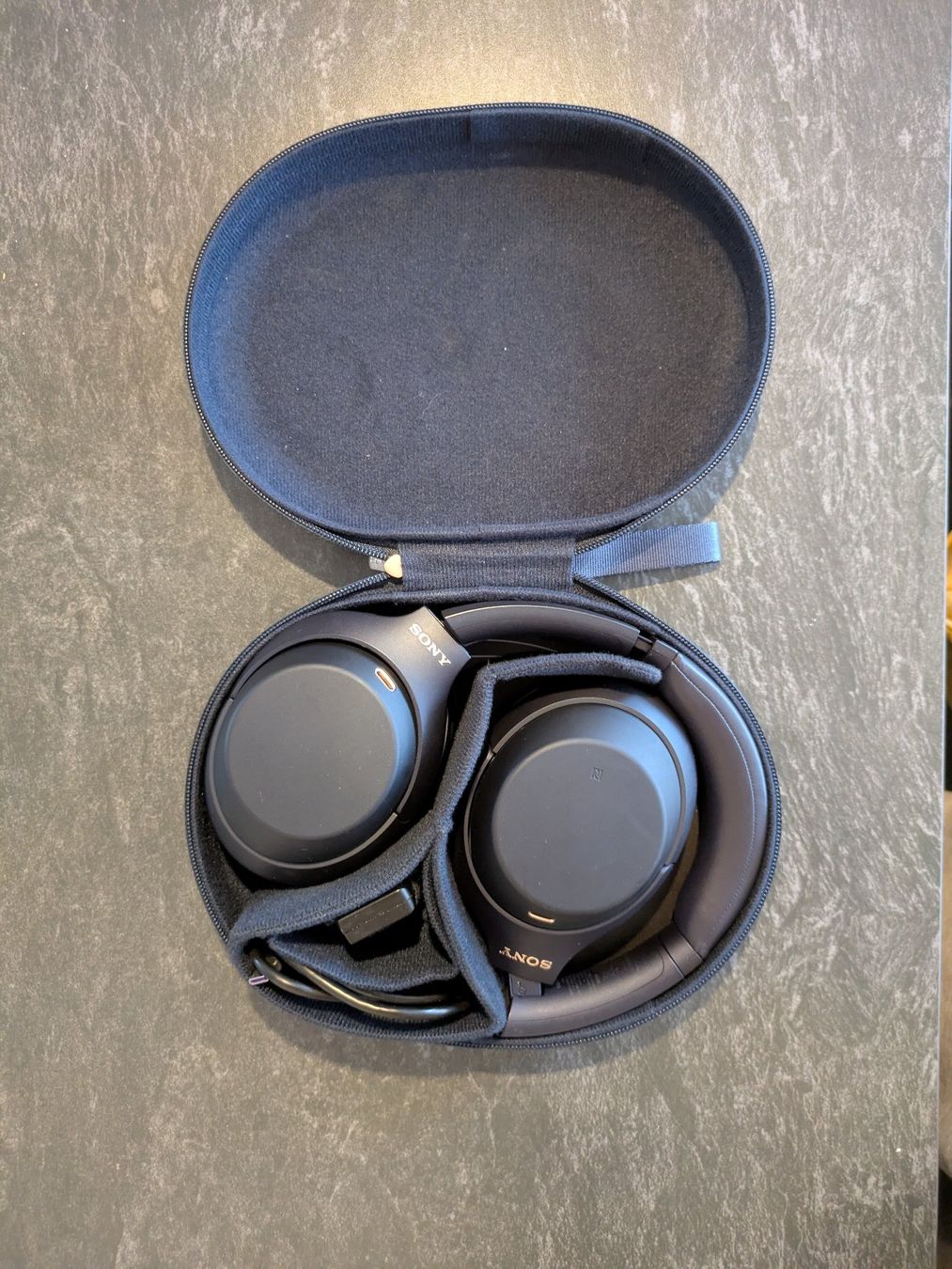 Sony Casques audio: Sony WH-1000XM4 – D'occasion à Frauenfeld par Hangi-Mike