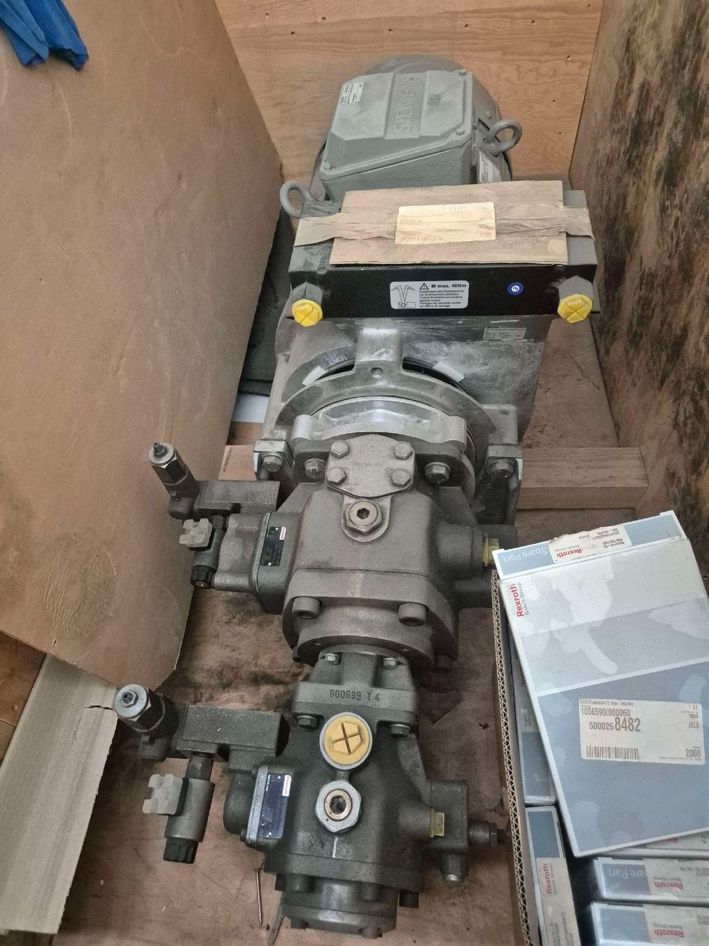 Pumpen & Teile: Rexroth Hydraulikpumpe mit Siemens Motor – Gebraucht aus Thalwil von Moritz.A