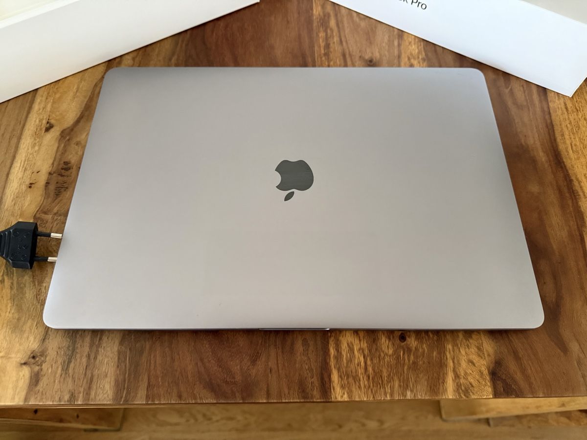 Apple Notebook: Apple Macbook Pro 15.4 2017 16 Gb 512 SSD Intel I7 – Usato da Schliern b. Köniz venduto da 505SR2.0 1