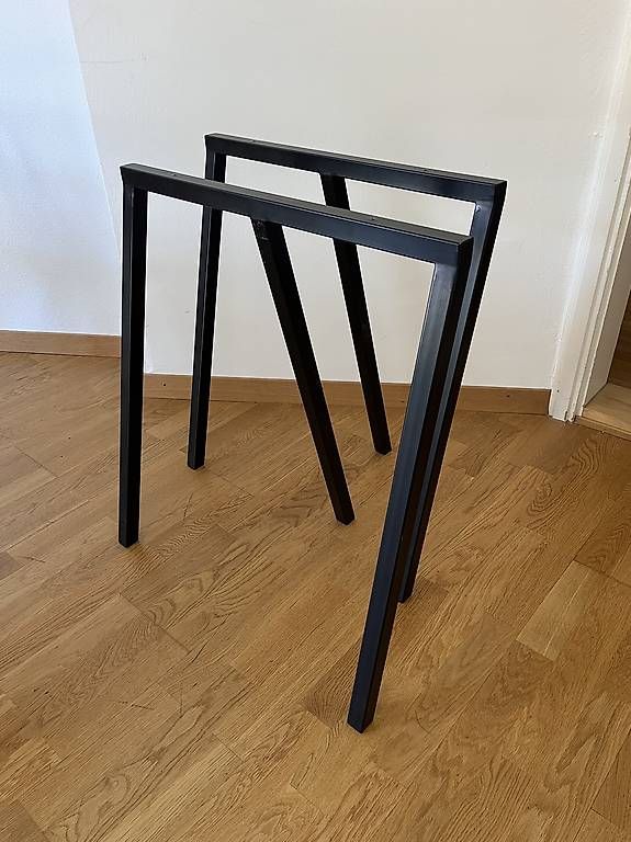 Sonstige Büroeinrichtungen: Hay Loop Tischböcke 2er – Gebraucht aus Zürich von jas_nqy8 1