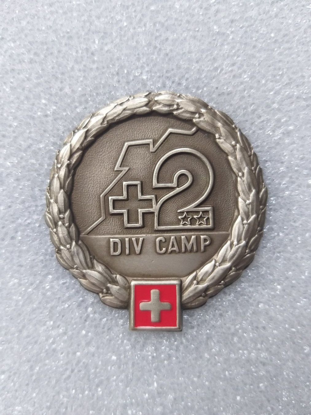 Placchette & Badge: Béretemblem Felddivision 2 Variante 2 – Nuovo (secondo la descrizione) da Bauma venduto da SwissMilitaria