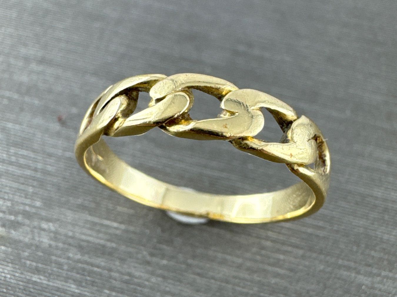 Ringe: Ring 750 Gold – Gebraucht aus Niederuzwil von leo_8857