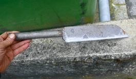 alte gemarkte Vollmetall MACHETE länge ca. 48cm haumesser