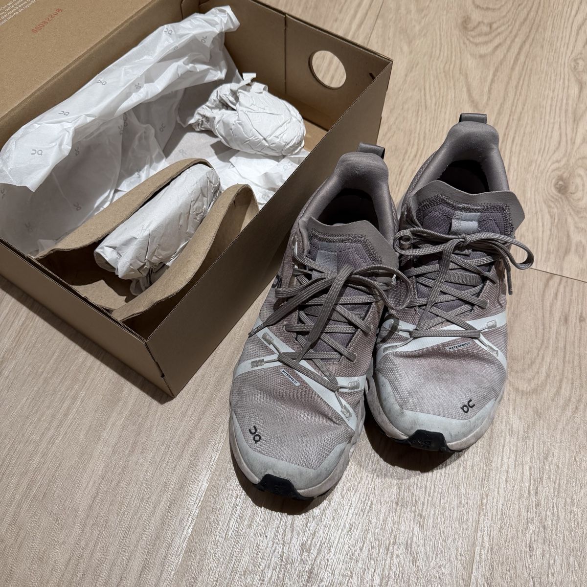On Scarpe da donna: On Cloudsurfer Trail Waterproof rubber shoes – Usato da Lausanne venduto da its_zl9h 7