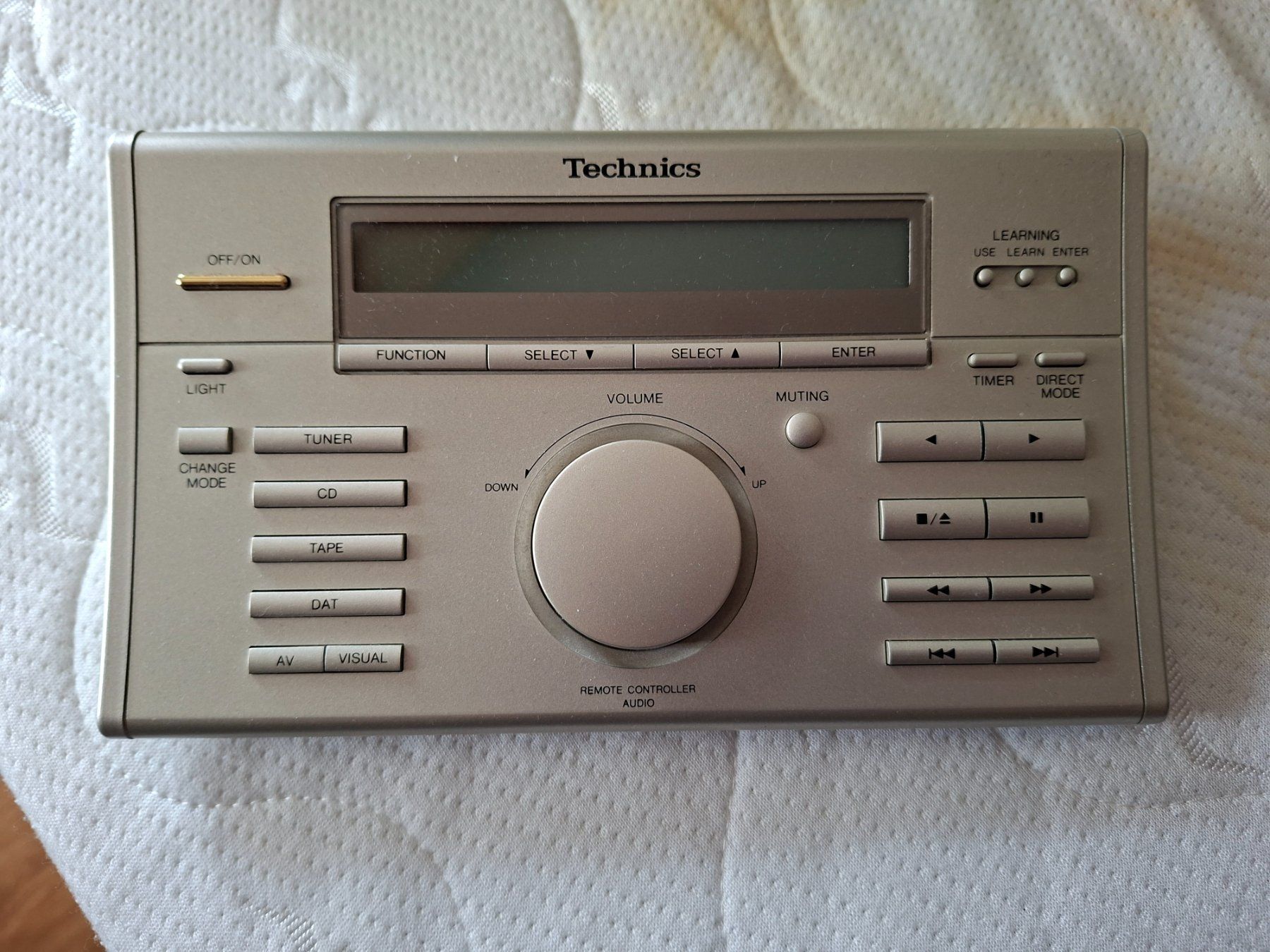 Technics Multimediaplayer & Streamer: Technics E10 HiFi-Anlage (SA-E10, SL-E10, RS-E10) inkl. rare – Gebraucht aus Hütten von routil 1
