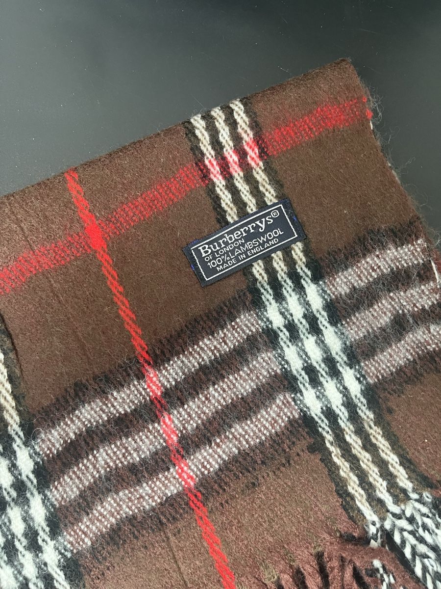 Burberry Foulards & écharpes: Écharpe Burberry authentique marron – Neuf (Voir description) à Les Avanchets par ldn.shop 1