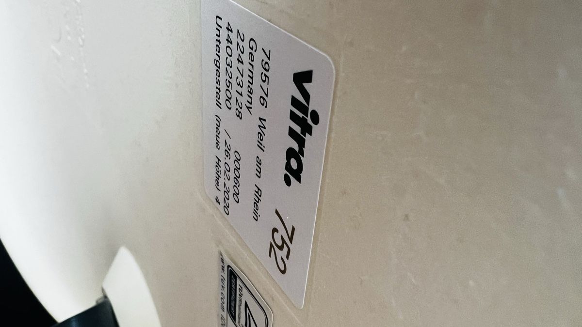 Eames Sedie: Vitra Eames Plastic Armchair, Gestell Ahorn – Nuovo (secondo la descrizione) da Jona venduto da Lili.lou 5